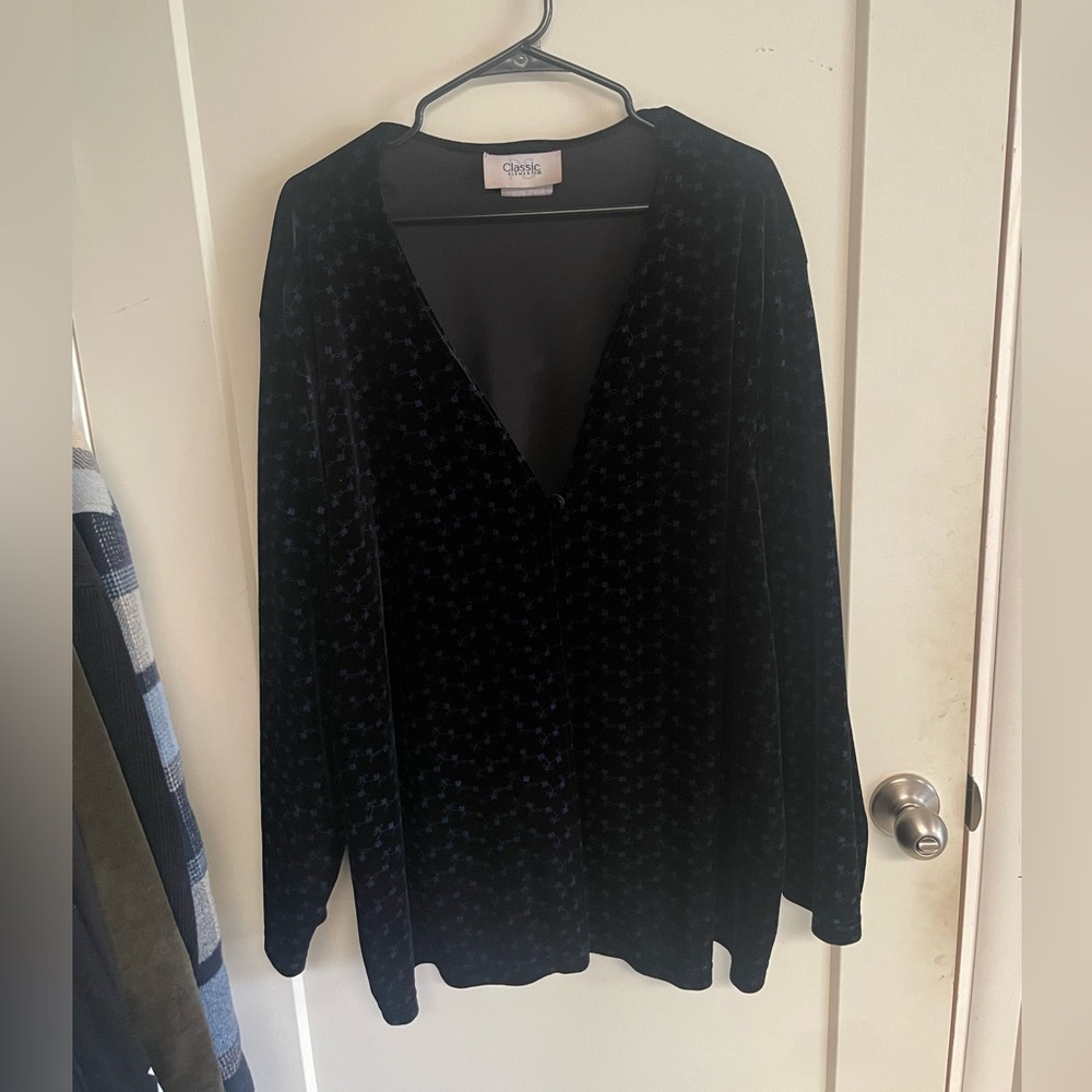 Classic Elements Navy Blue Floral Pattern Velvet Cardigan